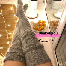 Lade das Bild in den Galerie-Viewer, Kuschelige Overknee Socken