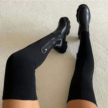 Lade das Bild in den Galerie-Viewer, Overknee Stretch - Stiefel
